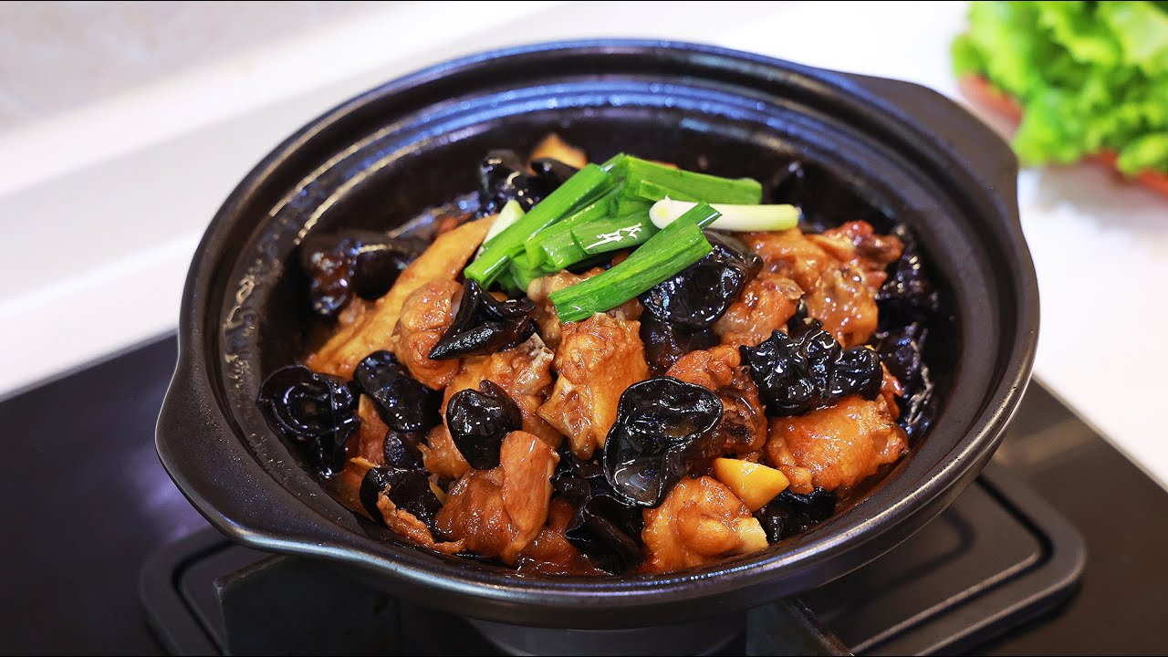 以後想吃雞了，你就做這道木耳燜雞，做法簡單還特別下飯！