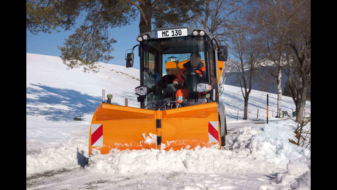 Kärcher MC 130 | Winter Maintenance | Snow | Ice