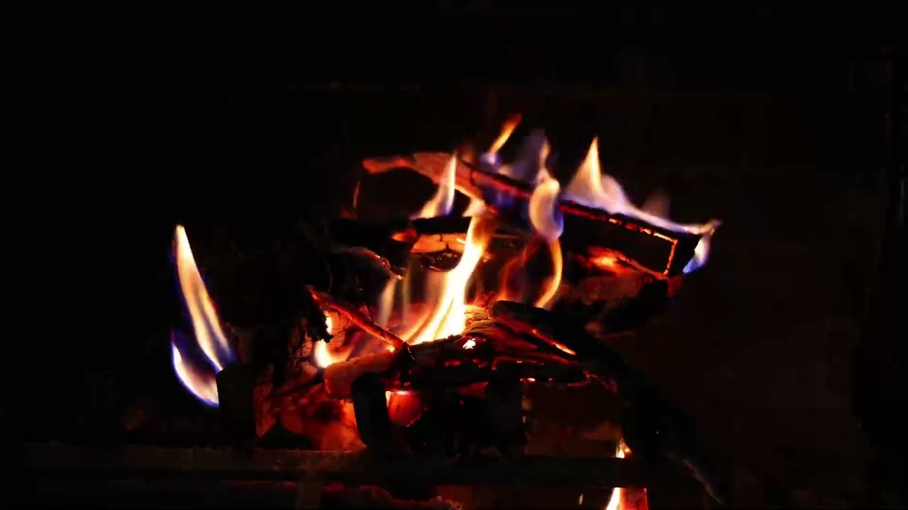 1 hour Fireplace burning Logs relaxing with sound