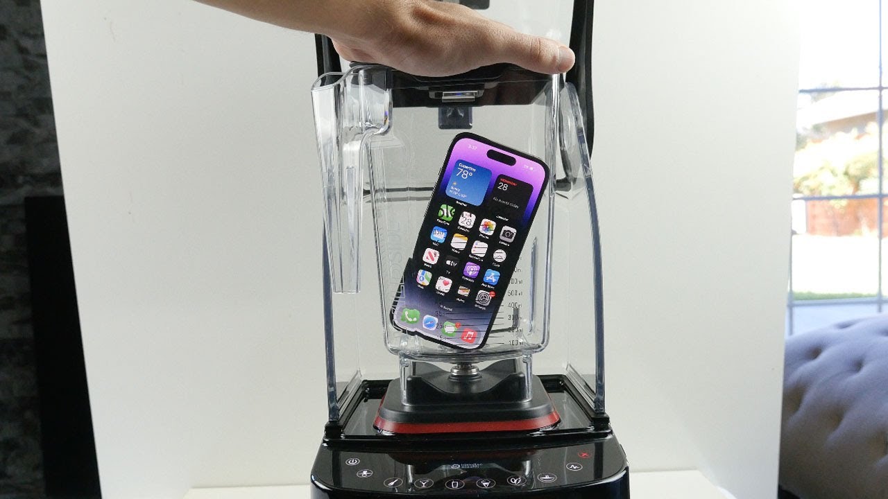 Смешается ли? — Эксперимент на прочность iPhone 14 Pro