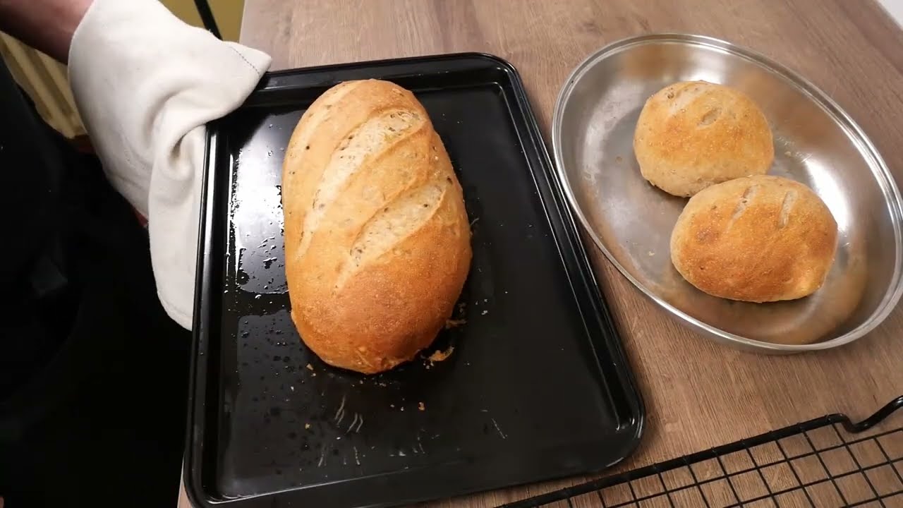 Cotswold Crunch - I make a bloomer with an old favourite of mine