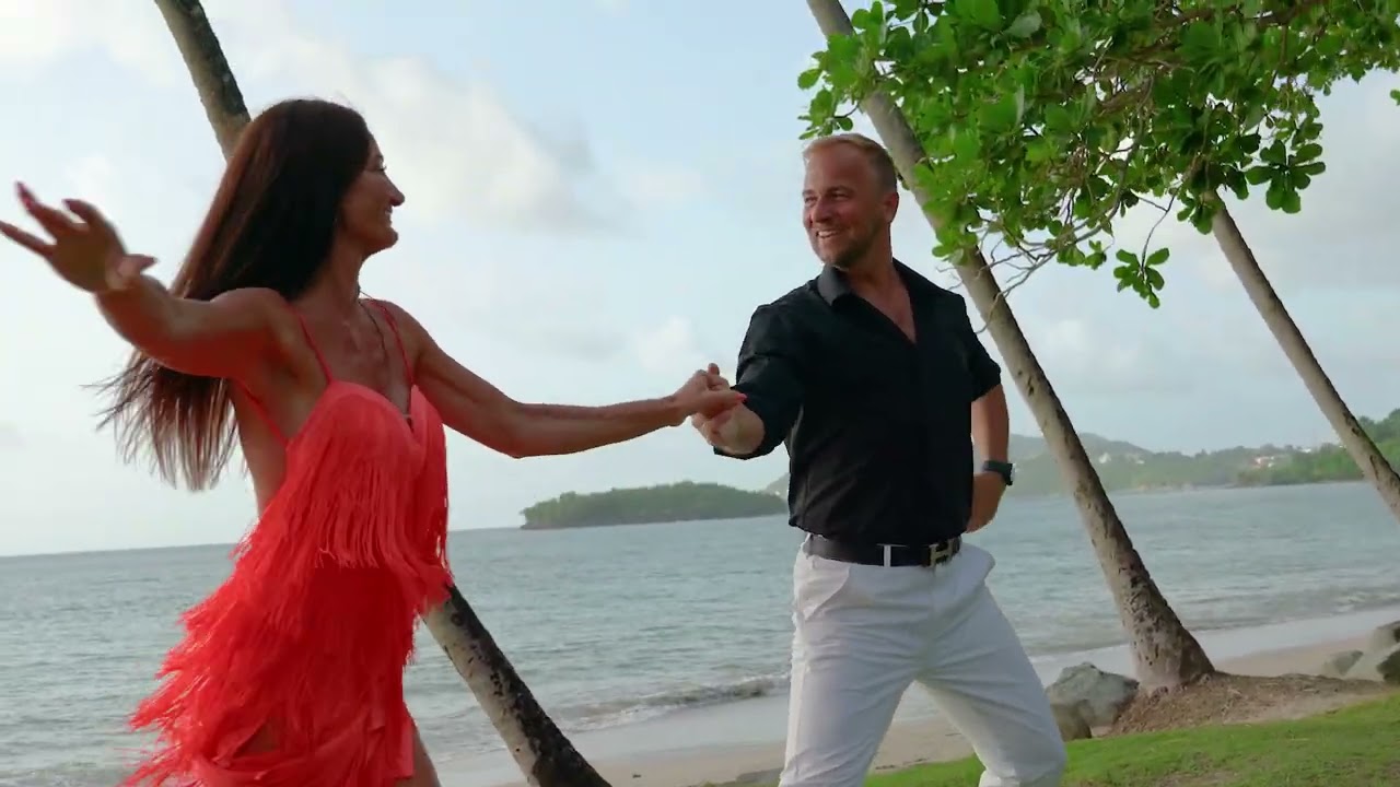 Feel the Rhythm with Andrzej & Amie | Jive June at StolenTime