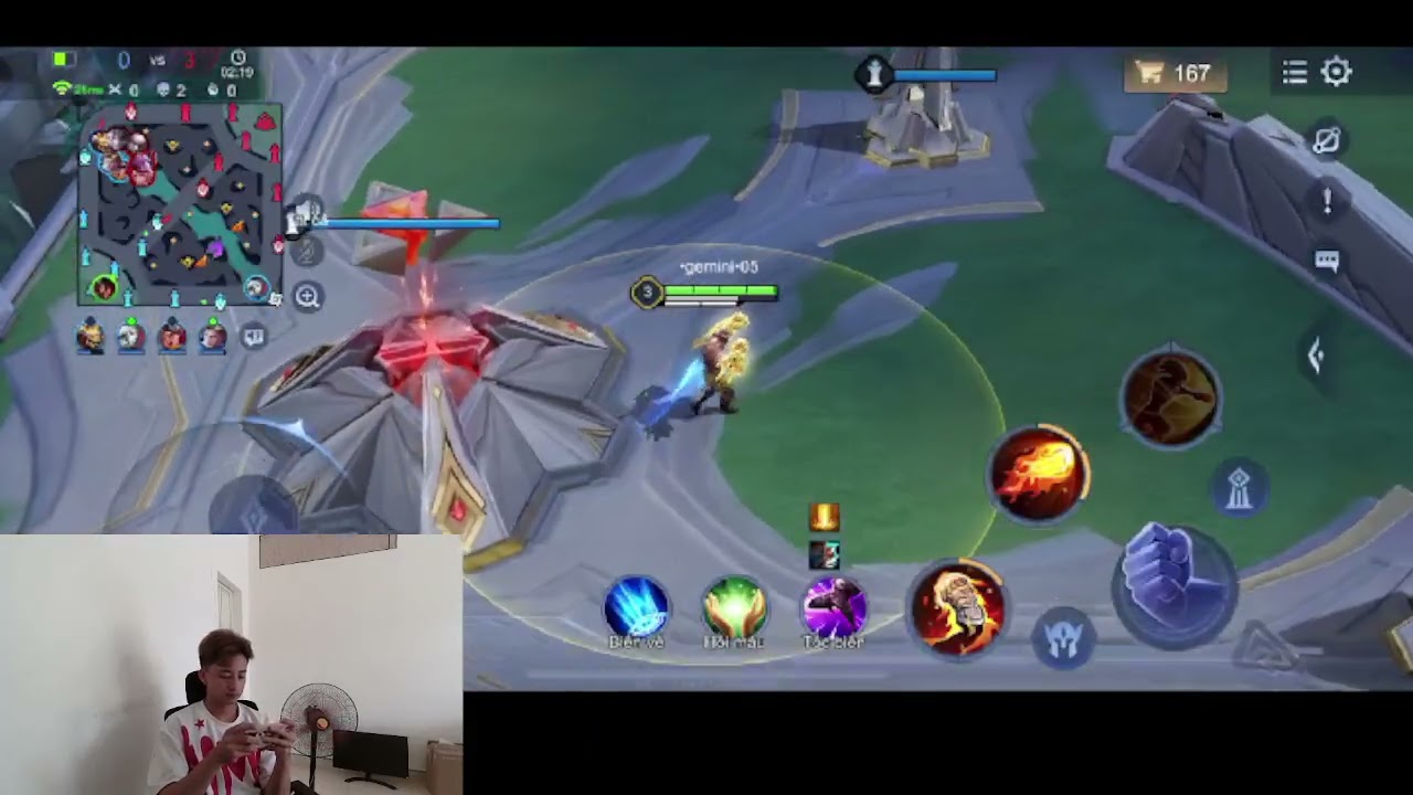 chơi game với mình