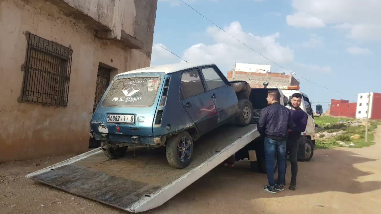مراحل تعديل سيارة قديمة الى رياضية Étapes de la transformation d'une vieille voiture de sport
