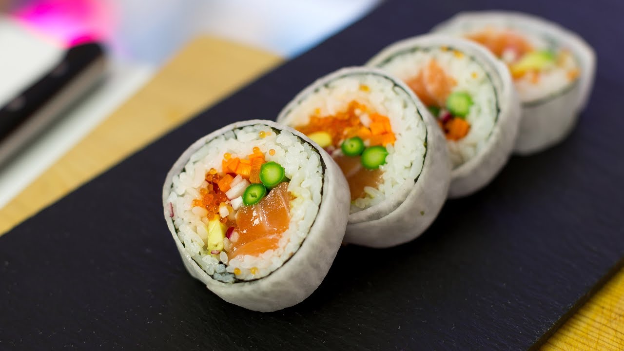 Futomaki Sushi Roll Recipe - Roll Sushi Like a PRO