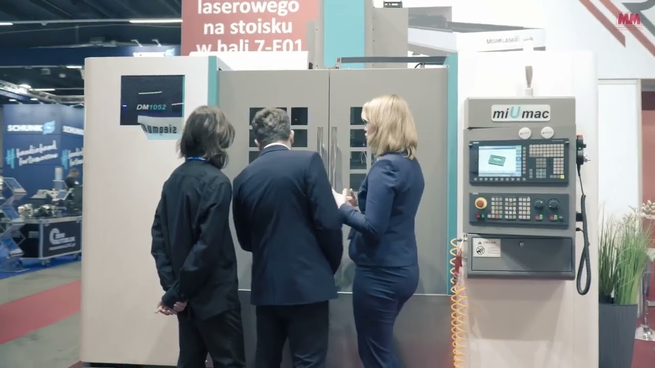 Prezentacja centrum obróbczego DM1052 i wycinarki laserowej MTL-1530FH na targach STOM w Kielcach