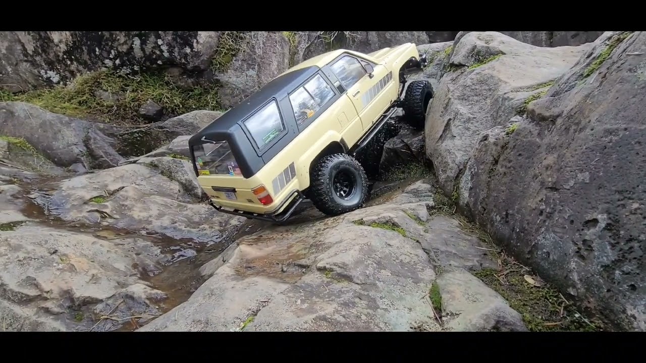 RC Austarhobby Mickey Thompson BAJA MTZ 1.55 Tire Test, Rc4wd Toyota 4Runner Pt.2