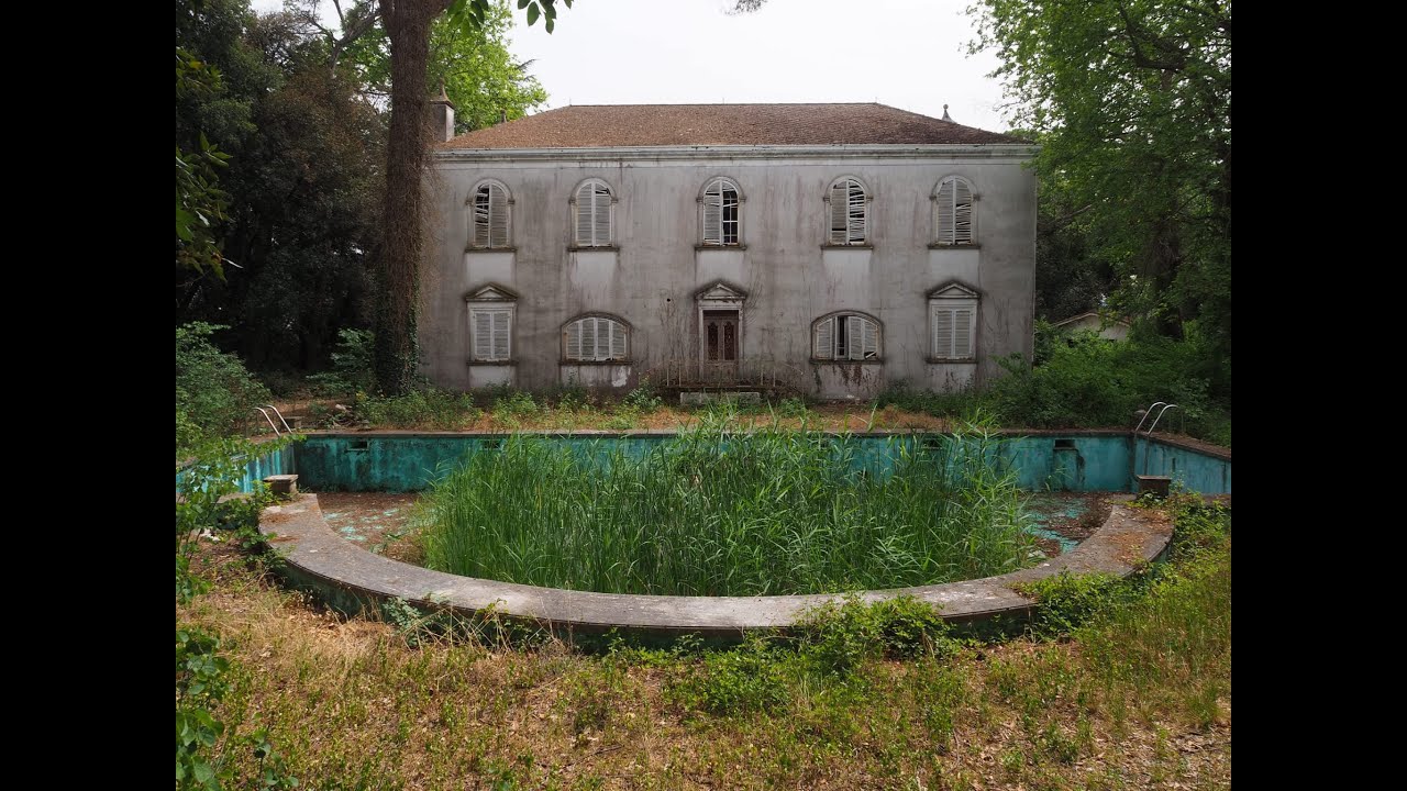 Bellissima Villa dei Levrieri, neo coloniale abbandonata.