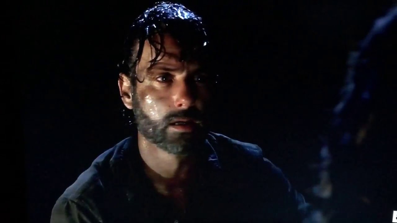 The Walking Dead 8x08 Ending Carl Grimes Bitten