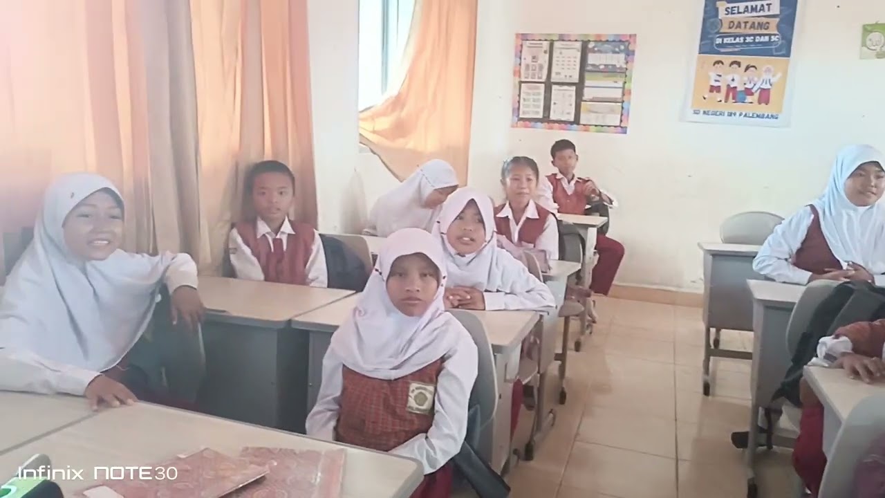 Ice breaking bermain teka - teki sambil belajar kelas 5c