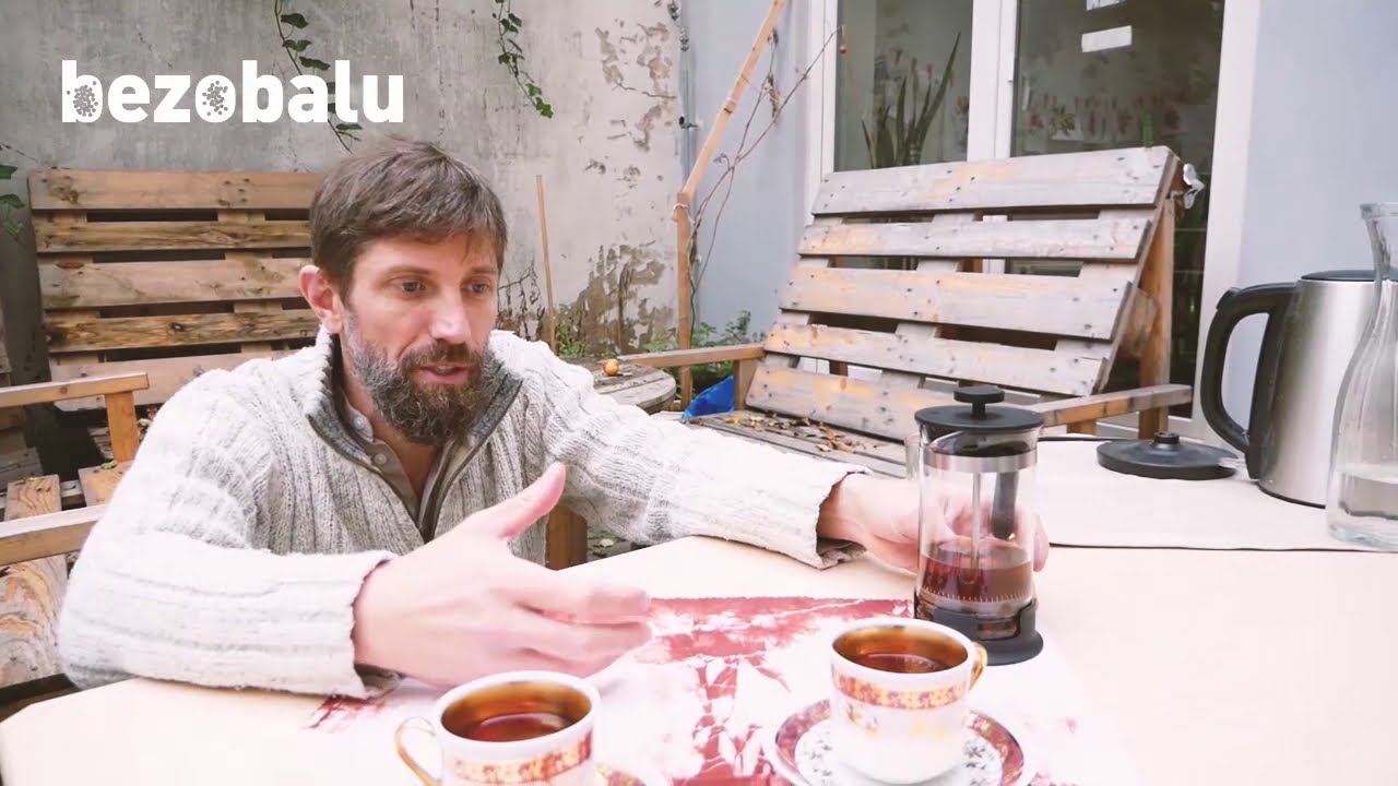 Bezobalu - Pov&iacute;d&aacute;n&iacute; o čaji Sičaj