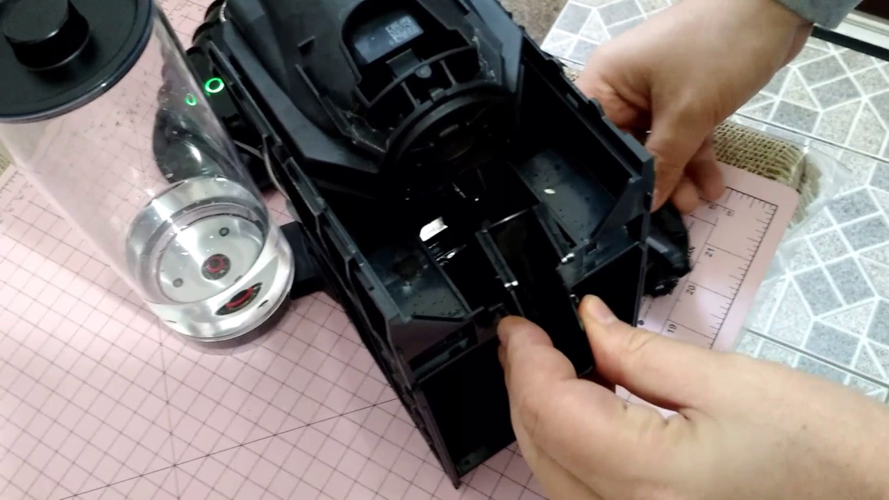 Nespresso U - não sai água pela frente - reparo