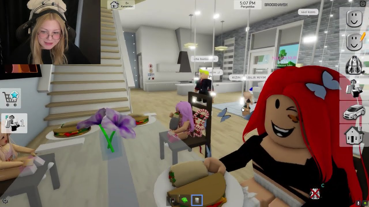 SEVGİLİLERİN EVLERİNİ GÖZETLEDİM ROBLOX BROOKHAVEN #roblox #brookhaven #rp