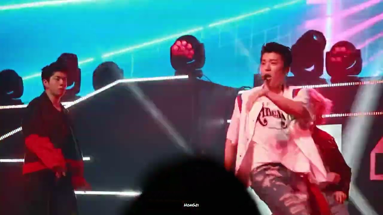 FANCAM/ 220430 “115430” FANCON DJ Got Me Goin’ Crazy -우영