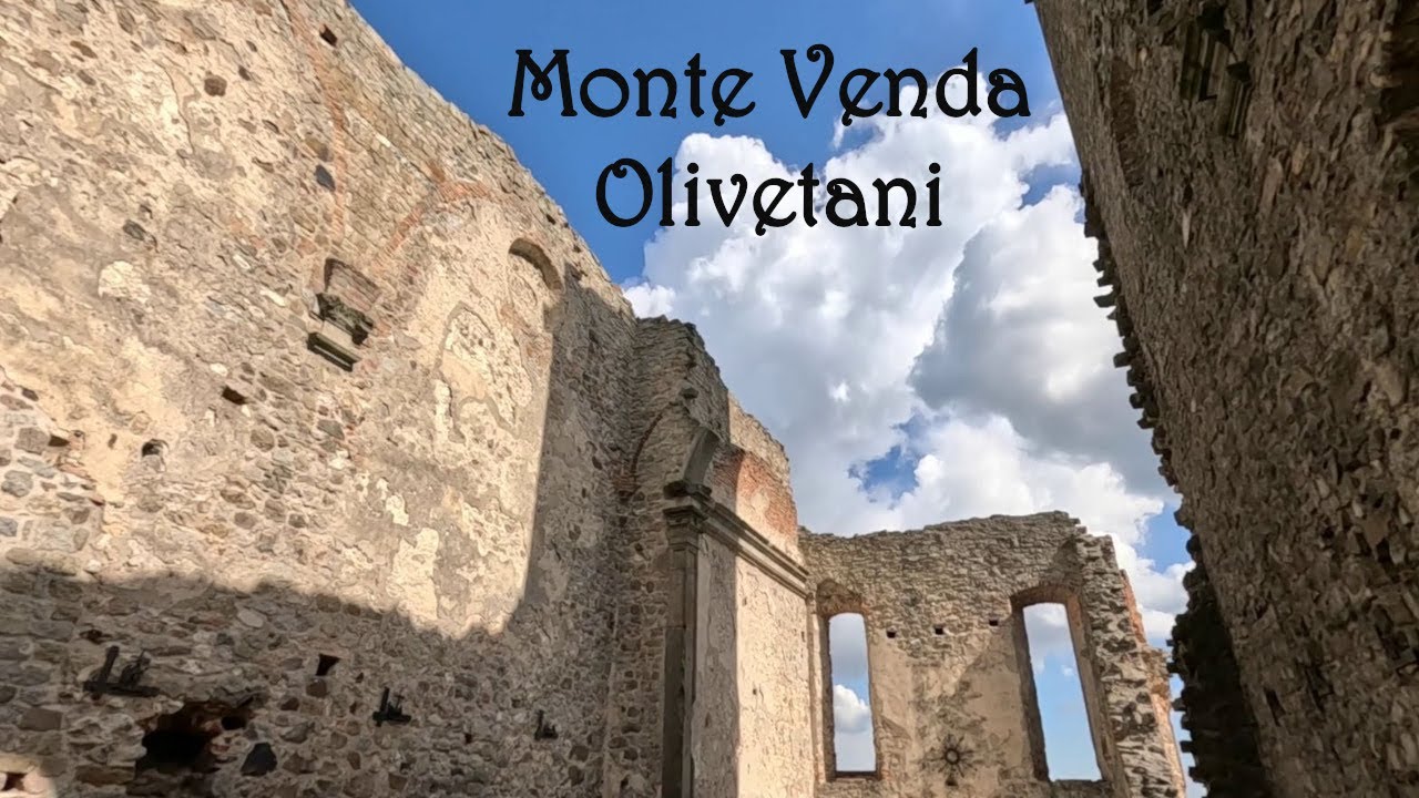 Le rovine del monastero degli Olivetani sul Monte Venda