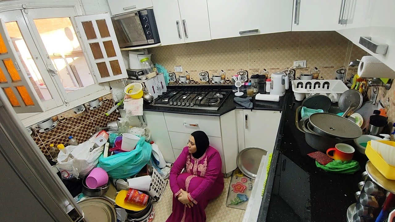 مش مصدقة ان بدئت انتهى من النقل وتقل دمه 😩