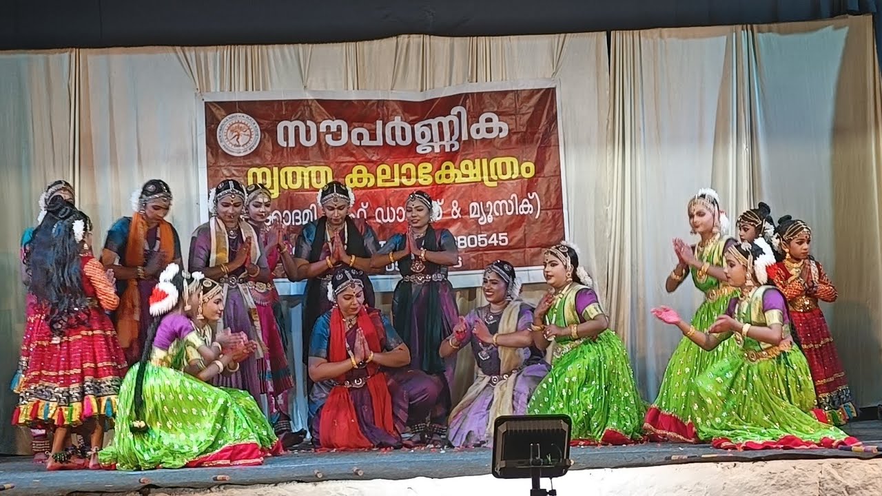 അനുകുട്ടി ഡാൻസ് പെർഫോമൻസ് 