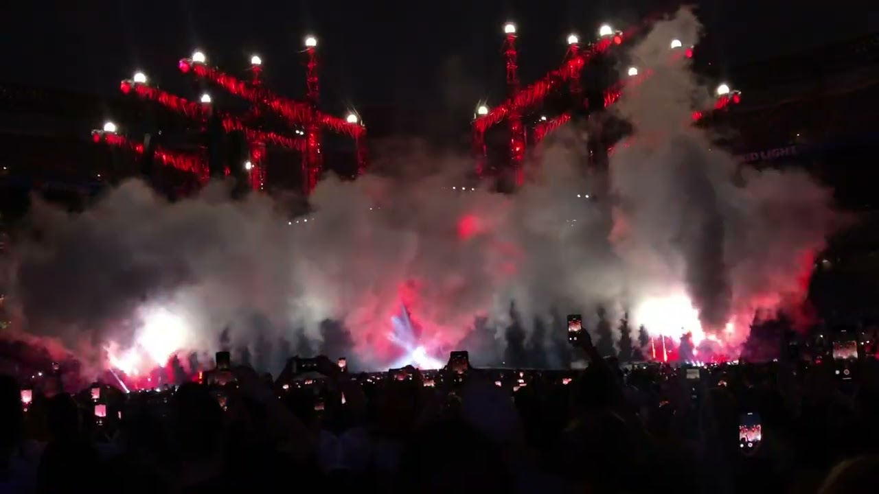 Taylor Swift - ...Ready For It? (Live at MetLife Stadium, NJ)