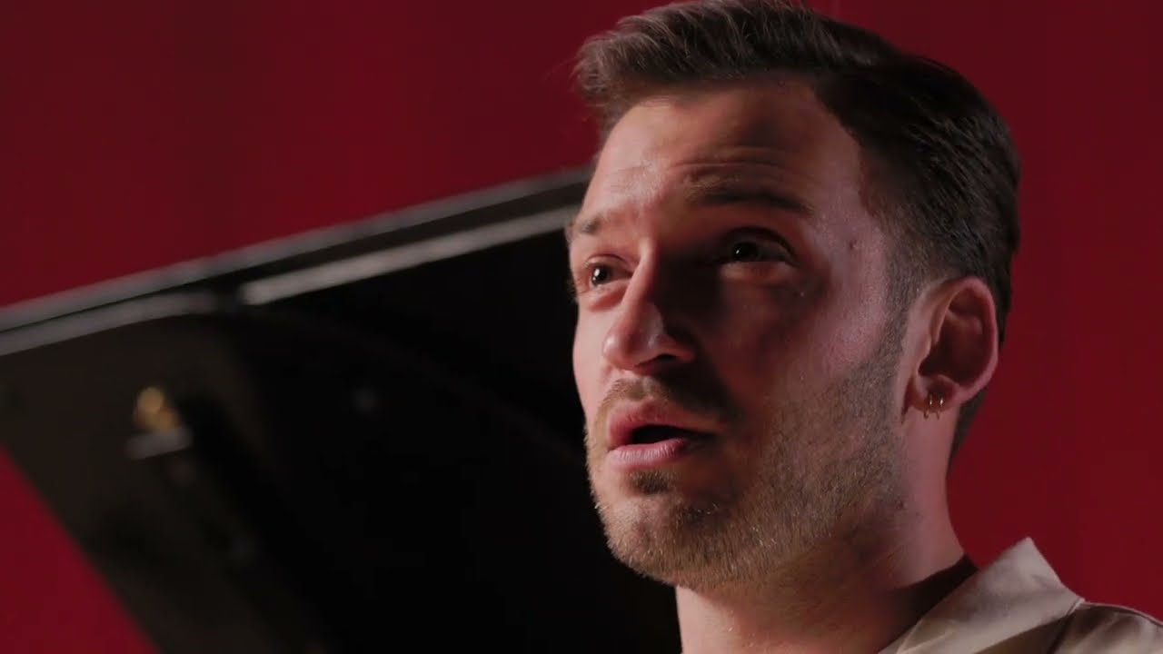 Daniel McGrew, tenor | Debussy: Harmonie du soir