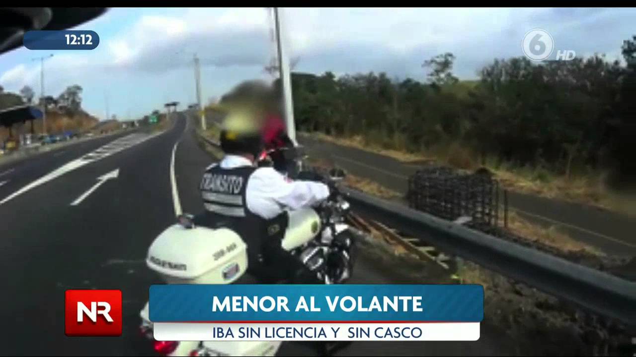 Video muestra persecución de agente de tráfico a menor