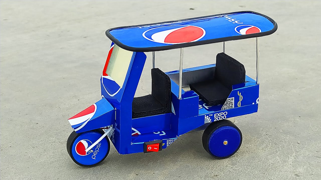 Faça um Incrível TuK TuK Rickshaw com latas de Pepsi em casa - faça você mesmo em casa