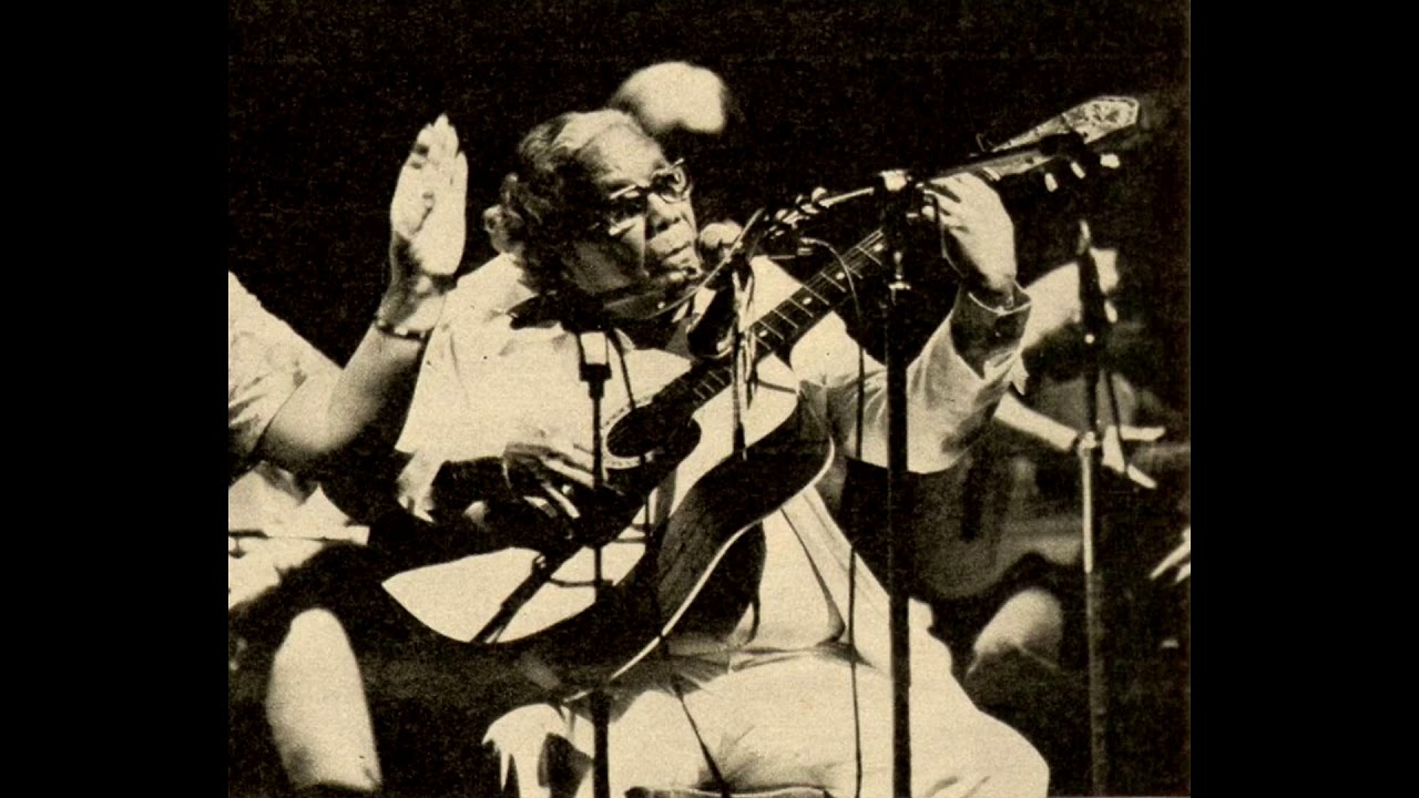 Acker #49 Show de Nelson Cavaquinho e Beth Carvalho (Teatro João Caetano, 1976)