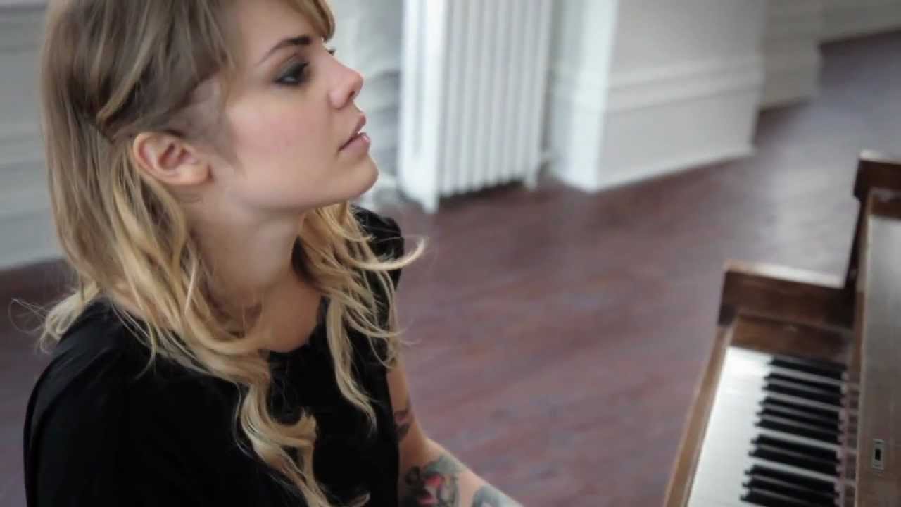 Coeur de Pirate- Wood & Wires Session