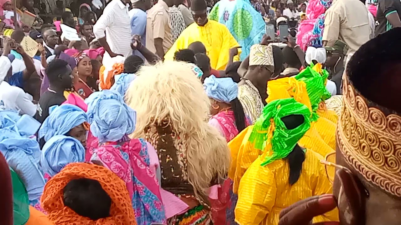 un régal,  la voix suave de Barkham Ciss et de la doyenne leboue...