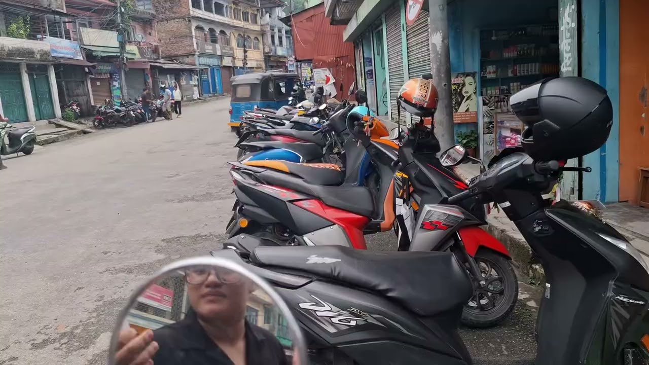 आज धरानको मौसम यो यो छ है (admission)paruhang#भाईको गर्दै किताब पनि लिदै हामी subscribe गर्दिनु होला