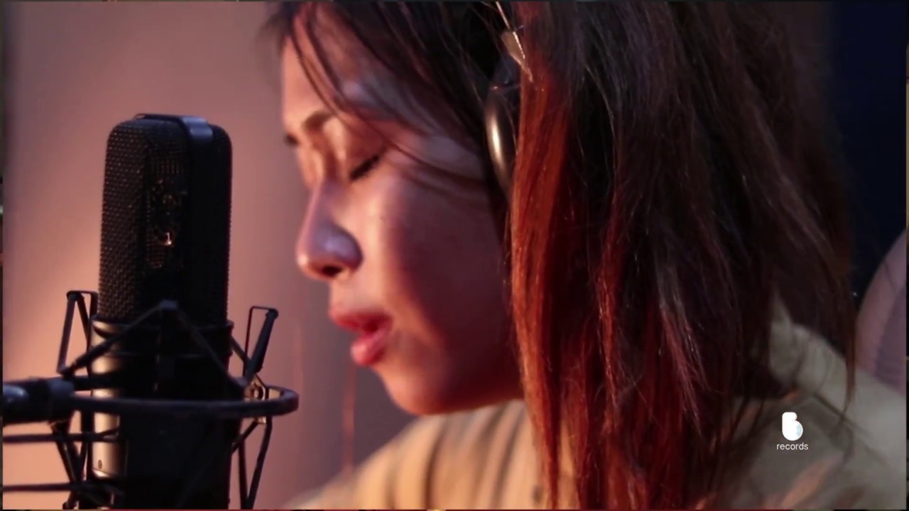Just When I Needed You Most Cover by Grace 10:45 | LIVE WIRE