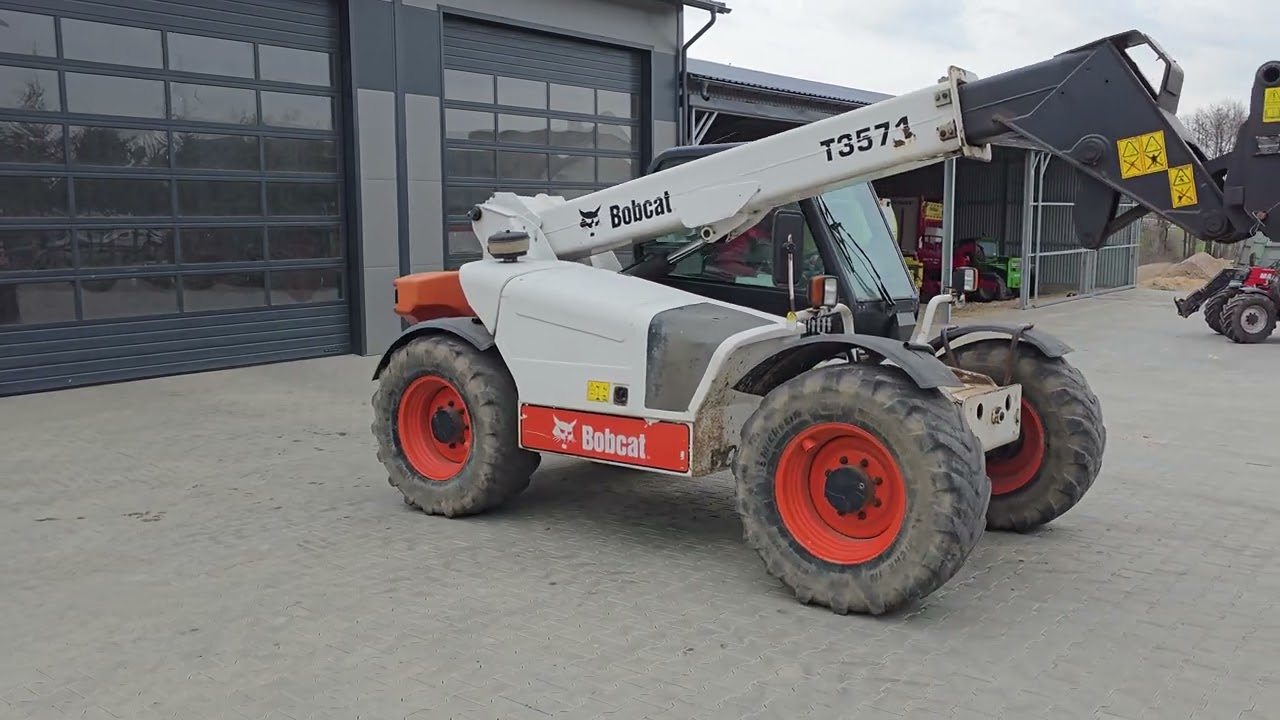 Ładowarka teleskopowa BOBCAT T3571, 4x4 (3,5 t / 7.1 m / 2011 r. / 3579 mth) na aukcji Flotilo.pl