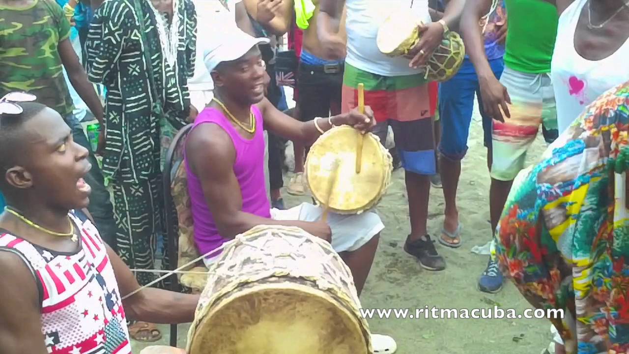 Oba Koso - Cérémonie pour Yemayá (plage Juan Gonzalés)