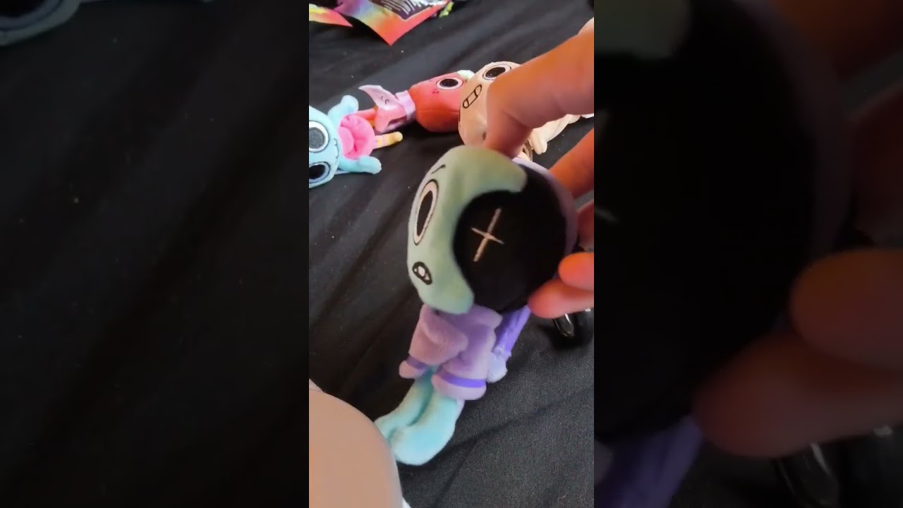 unboxing the official dandys world plushies!!!!!!!! #dandysworld #dandysworldplushies