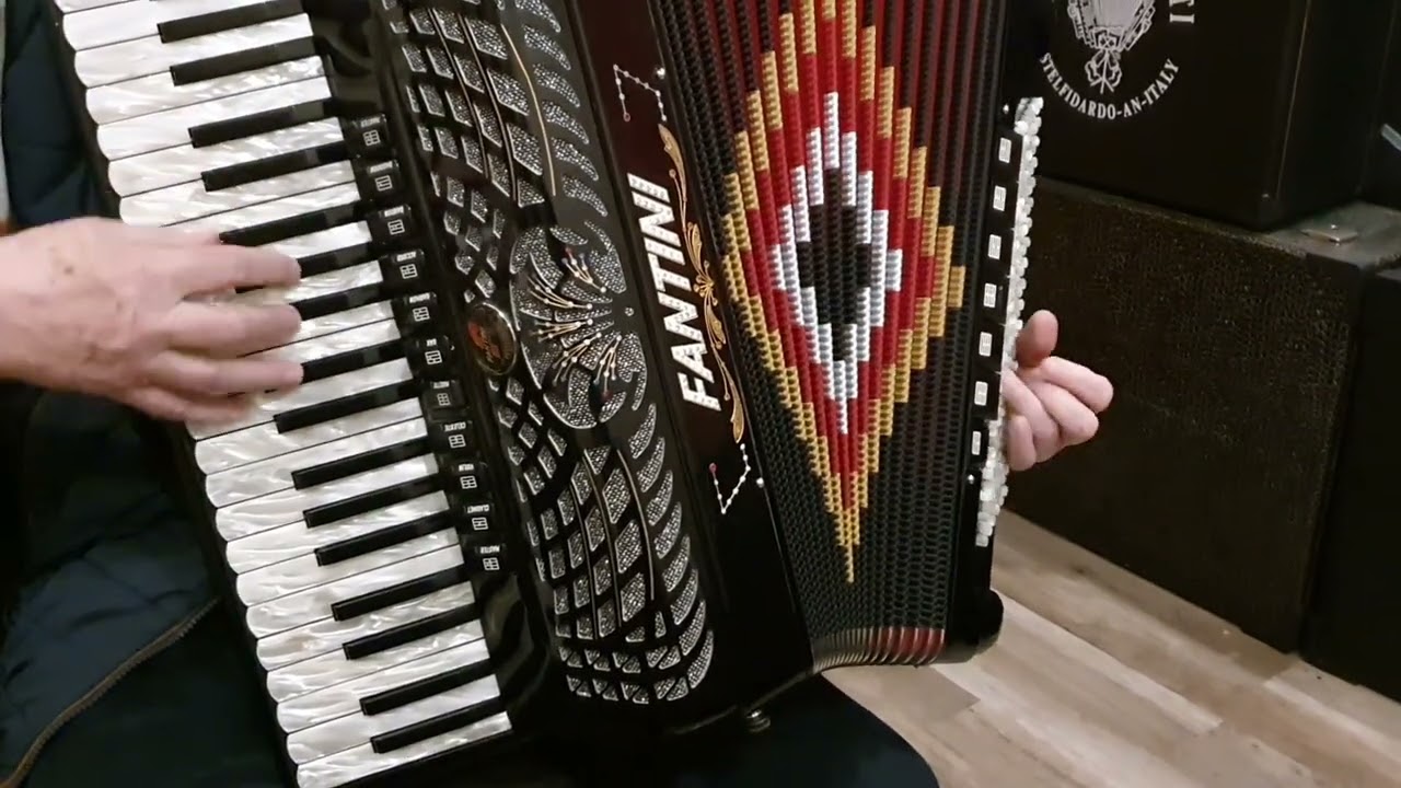 Akordeon, akkordeon, accordion, fisarmonica #Fantini - Musette 8'8'8 cover
