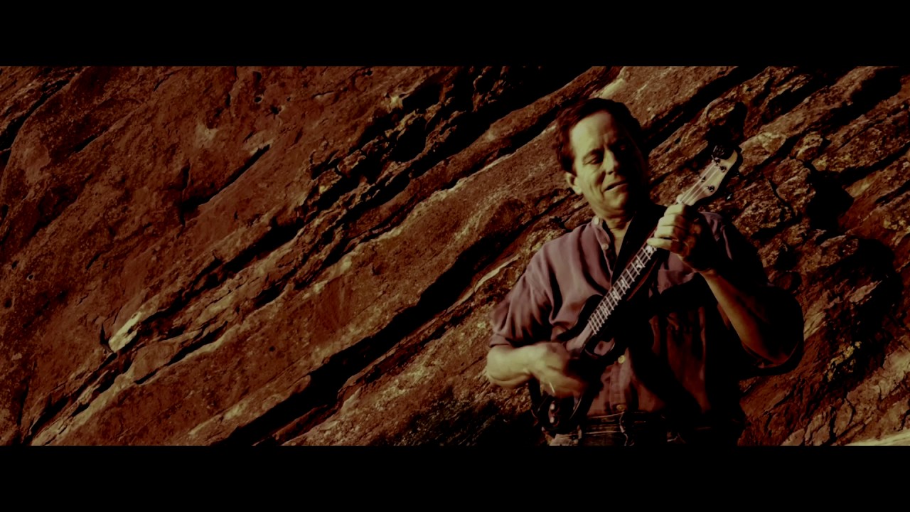 U2 - Where the streets have no name - Opal Ukulele cover - @ Red Rocks