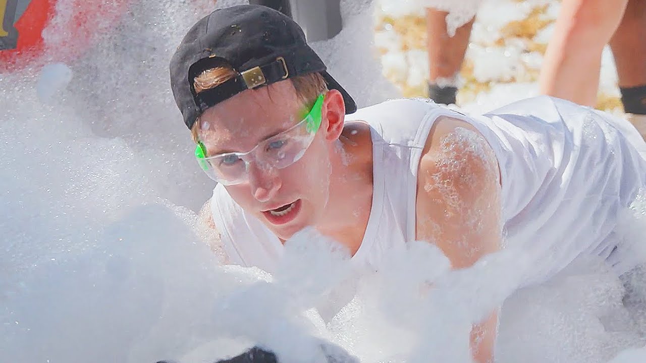 FOAM Obstacle Course | Trick Shots | EP 22 | Nerf House Showdown &ndash; Challenge