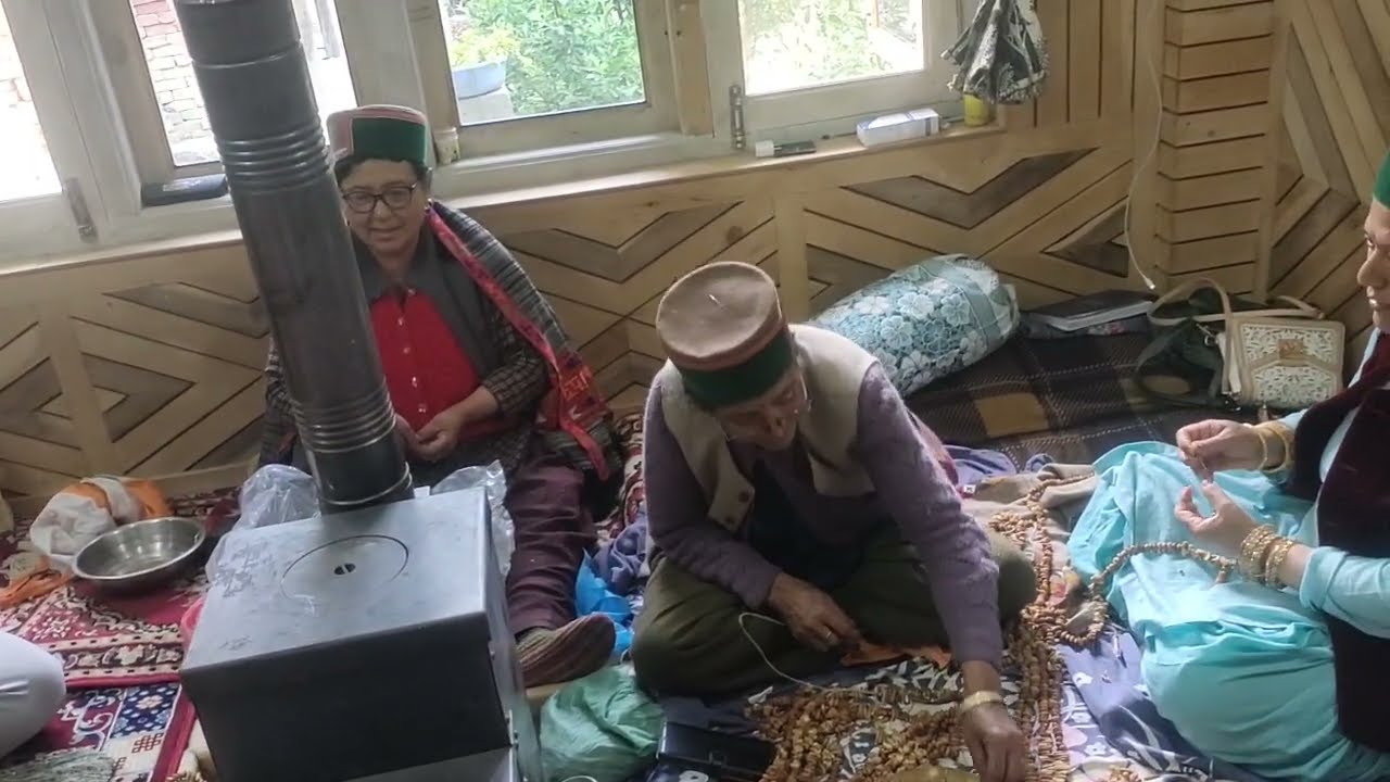 Aaj gy hm mala bnane ralli #kinnaur #himachalwheather #naturelovers #mountainsview
