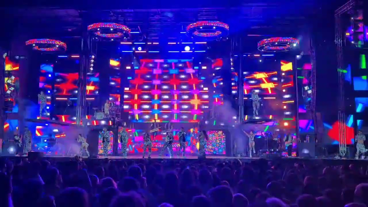 La Orquesta Panorama triunfa en Guijuelo (Salamanca)