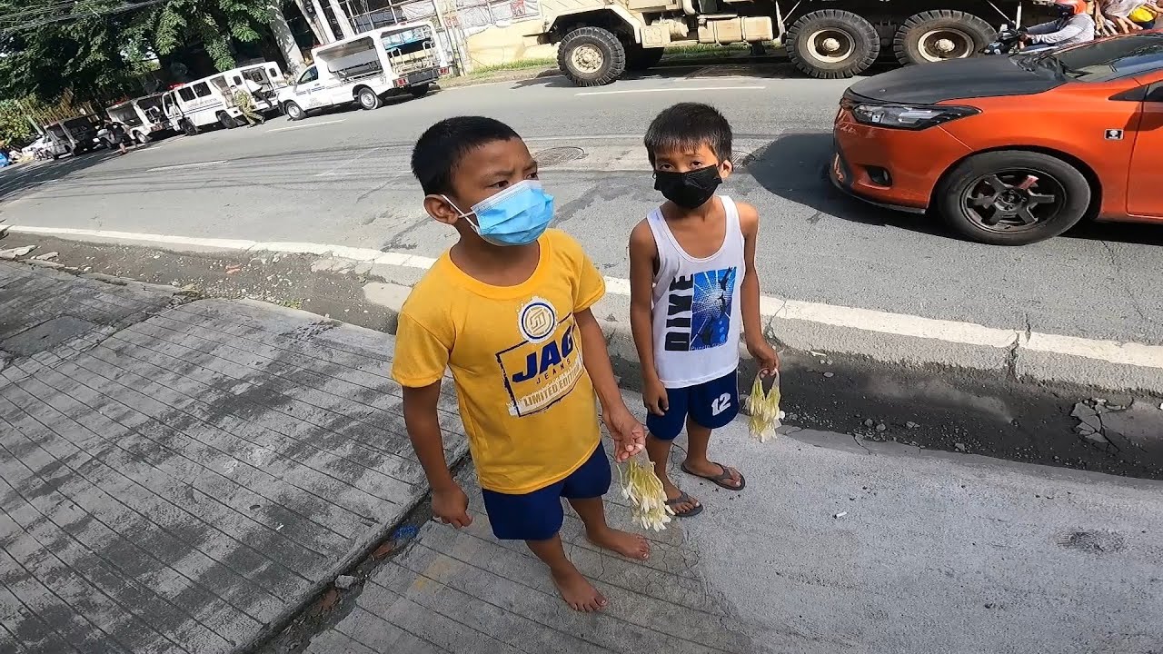 BAKIT WALA KANG TSINELAS | PULIS HINANAP ANG MAGULANG