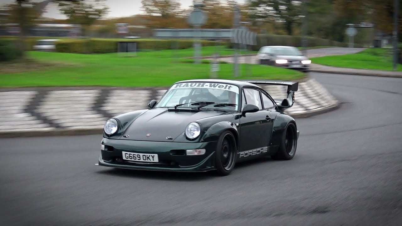 Classic Porsches leaving a Car Show