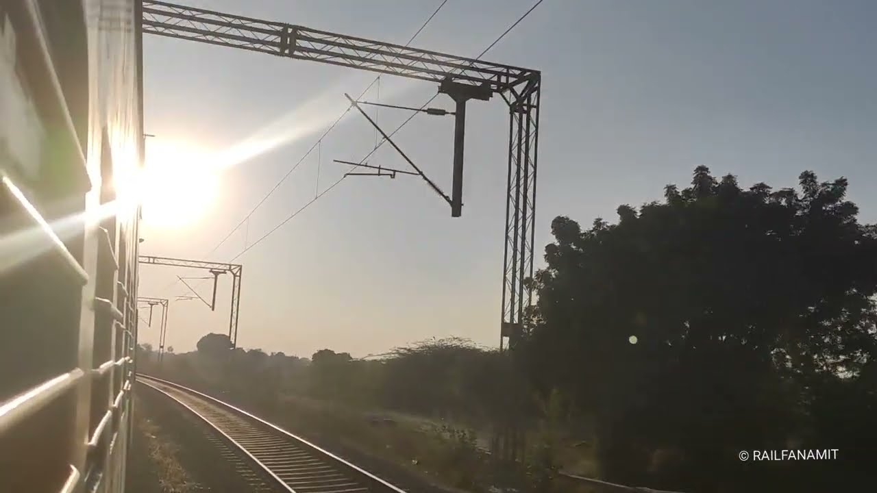 HIGH COURT EXPRESS MEETS SALASAR EXPRESS 