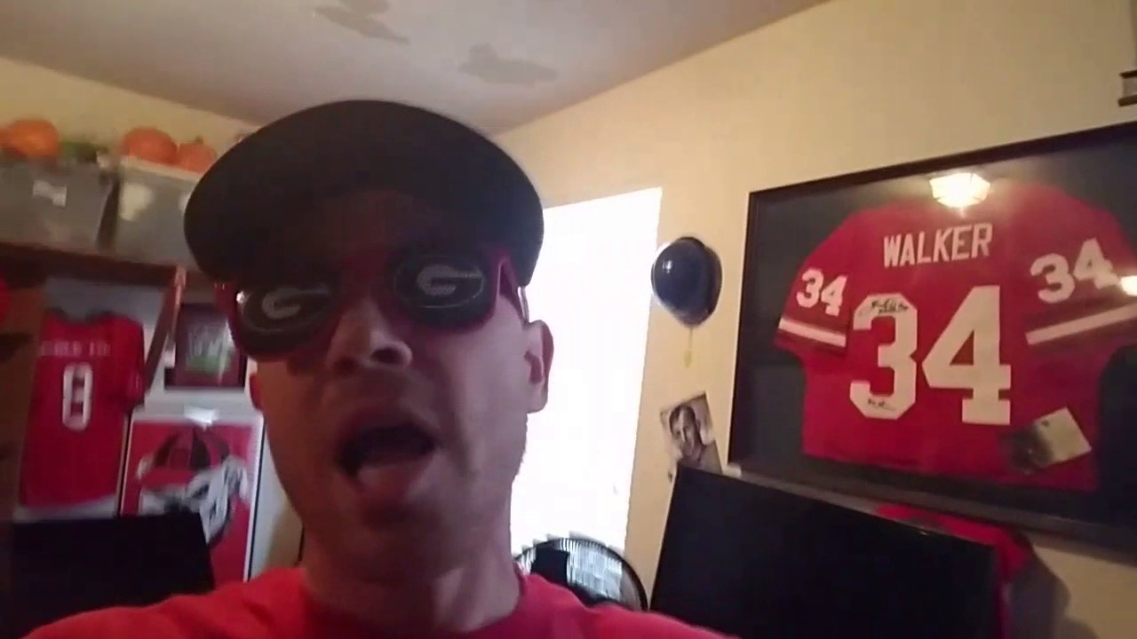 Georgia loses to Georgia Tech fan reaction rage breaks tv