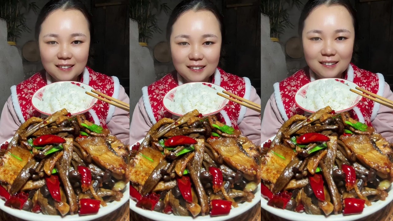 So Fragrant! Stir-Fried Bacon with Antler Mushroom 😋 Satisfying Home Cooking Eating Show