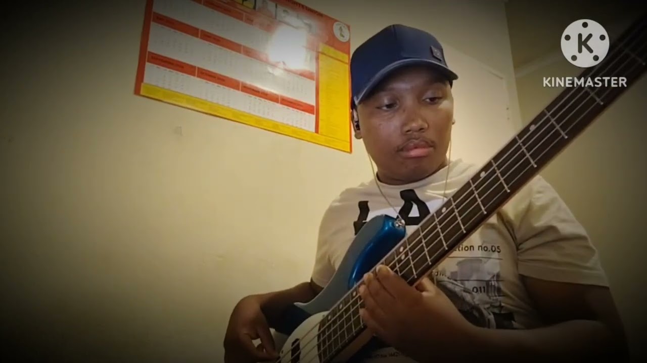 Sy Hand by Elwira (Bass Cover) 
