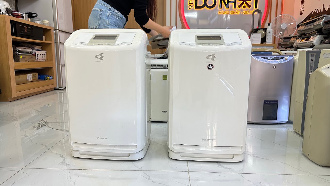 Mua 1 máy dùng 4 chức năng Hút ẩm- lọc khí- diệt khuẩn- bù ẩm. Daikin MCZ70T.