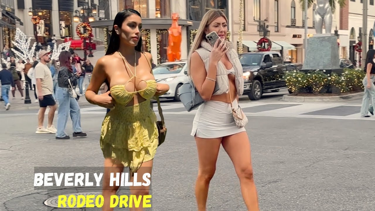 💎🎄 RODEO DRIVE CHRISTMAS: LUXURY CARS & BEAUTIFUL PEOPLE — BEVERLY HILLS GOES CRAZY