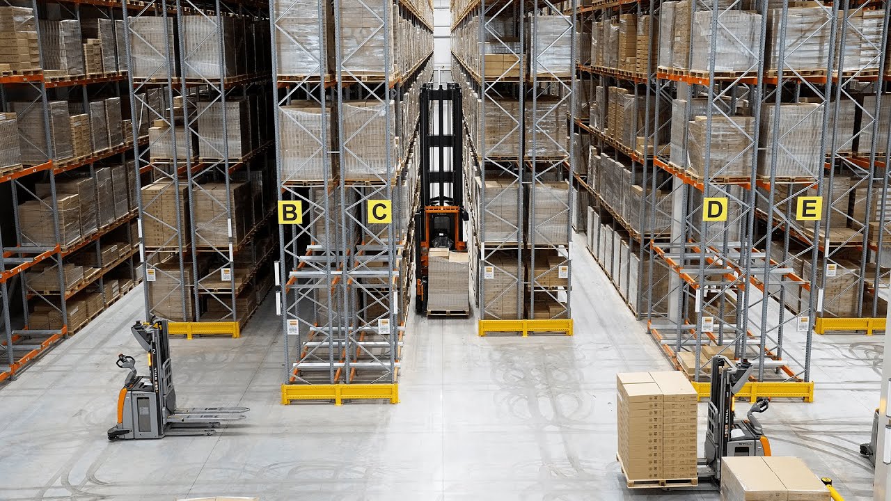 Automation with added value - STILL automates logistics processes at Tarkett