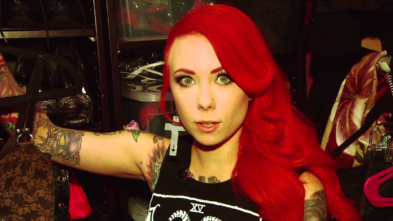 Closet Junkie... Megan Massacre