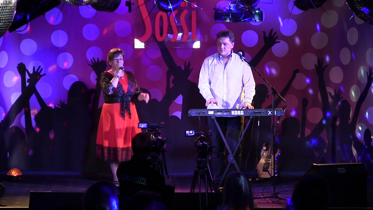 VILLAGE VOICE  Sossi Klubi-s (live)