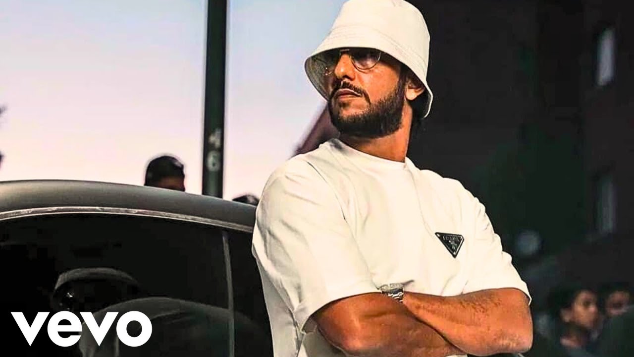 Lacrim - Enfance Difficile Ft. Remy (Clip Officiel)